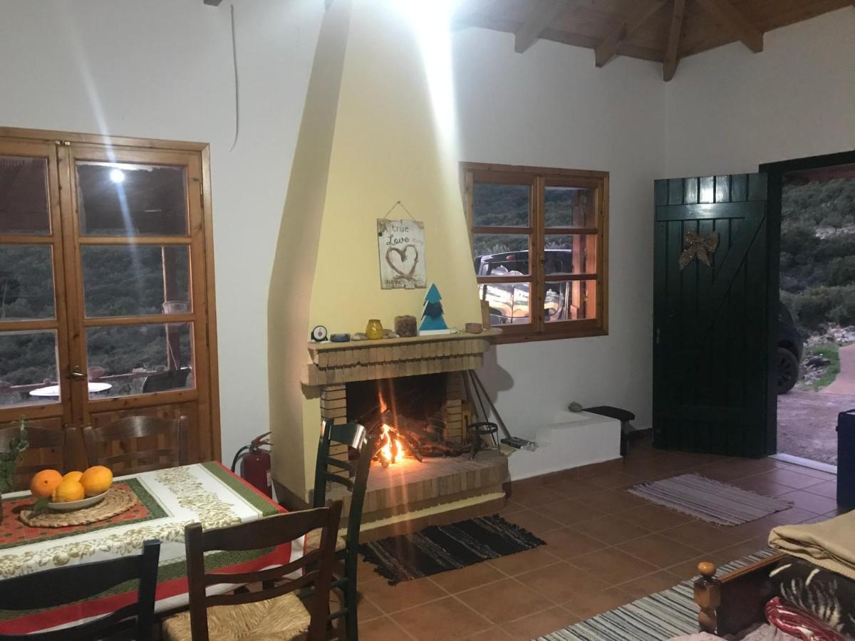Velonas Beach Mpakas Country Cottage Prosilio  エクステリア 写真